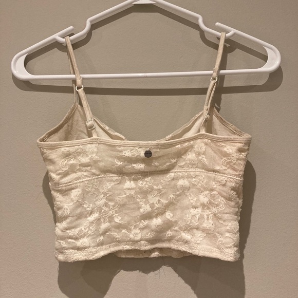 CREAM LACE BRALETTE TANK - Picture 2 of 2